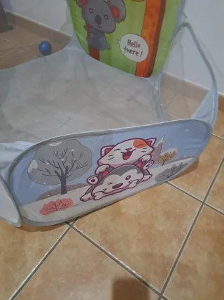 Parque infantil con diseño de animales