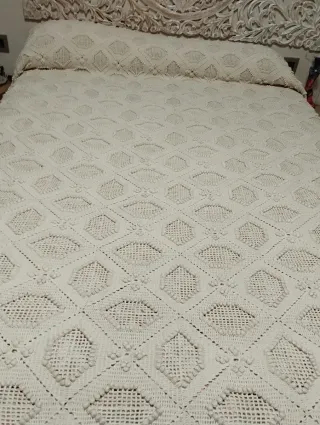 Colcha crochet algodón beige cama 135