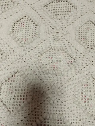 Colcha crochet algodón beige cama 135