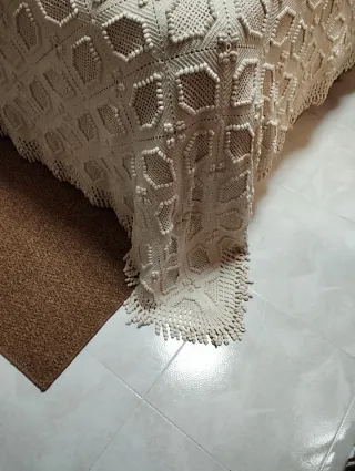 Colcha crochet algodón beige cama 135