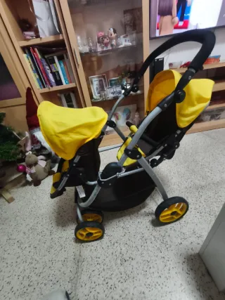 Carrito de juguete doble amarillo