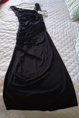 Vestido largo negro Zara