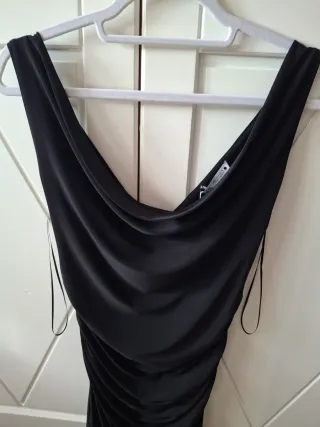 Vestido largo negro Zara