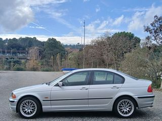 ⭐️BMW Serie 3 318i M solo 118 mil km Nacional!