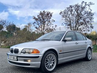 ⭐️BMW Serie 3 318i M solo 118 mil km Nacional!