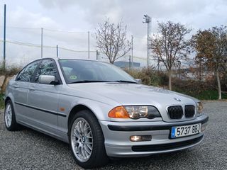⭐️BMW Serie 3 318i M solo 118 mil km Nacional!