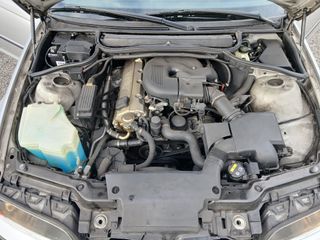 ⭐️BMW Serie 3 318i M solo 118 mil km Nacional!