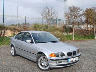 ⭐️BMW Serie 3 318i M solo 118 mil km Nacional!