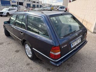 Mercedes E 300 D W124