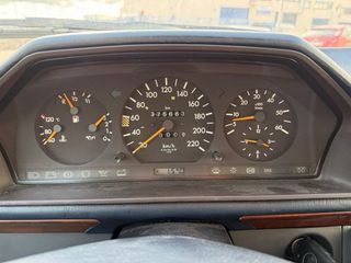 Mercedes E 300 D W124