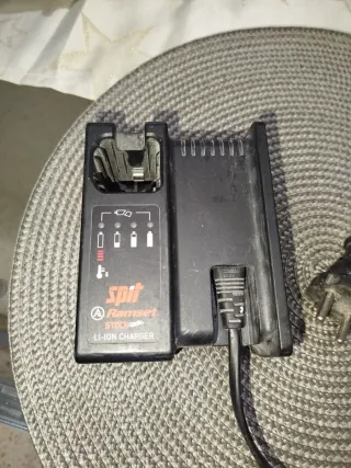 Cargador Spit Ramset Li-Ion