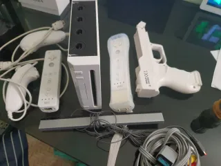 Consola Nintendo Wii Gris y Blanca