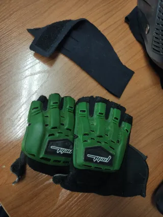 Pistola Paintball BT Combat + Accesorios