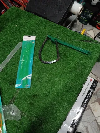 Chiave per cambio olio con catena