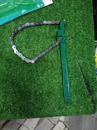 Chiave per cambio olio con catena