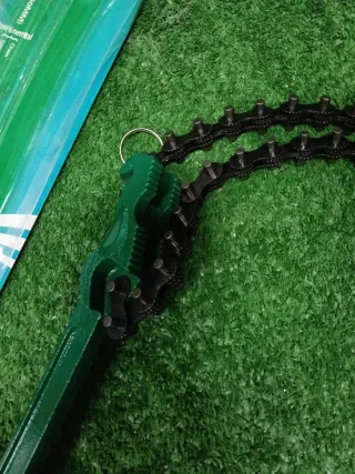 Chiave per cambio olio con catena