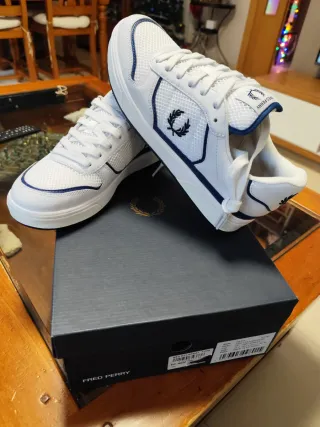 Zapatillas Fred Perry Blancas y Azules Nuevas