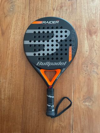 Pala de pádel Bullpadel Raider
