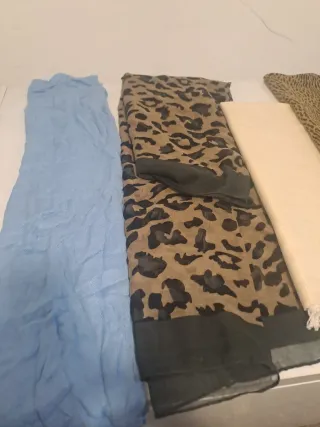 Lote bufandas y pañuelos