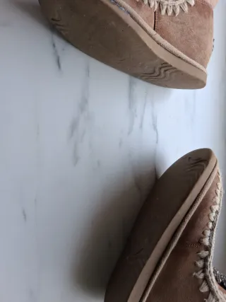 Botas Mou con estrellas plateadas