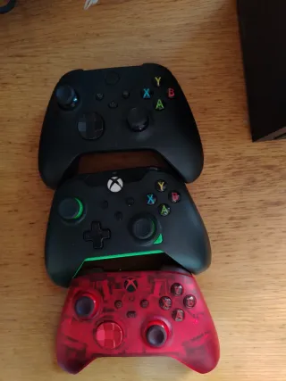 Xbox Series X + FIFA 23 + Mandos