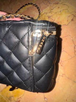 Bolso Chanel Negro Dorado