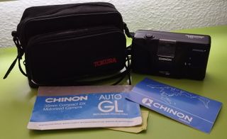 Cámara Chinon AutoGL + Cartera Negra