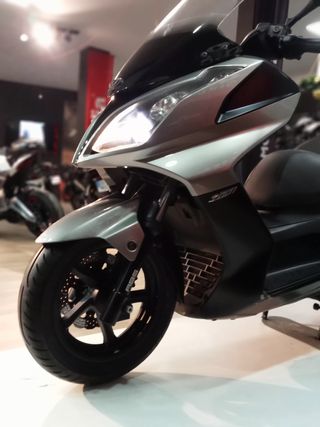 KYMCO Super Dink 300I ABS