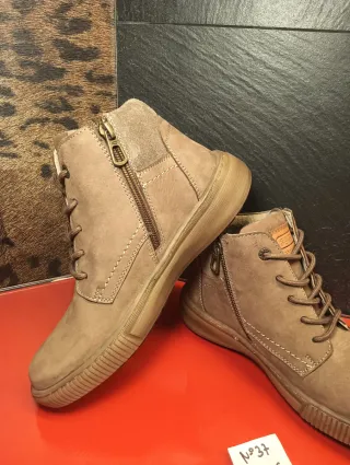 Botín Camel Active Beige Talla 37