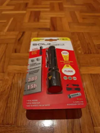 Linterna LED SOLIDLINE ST5R Alta Potencia