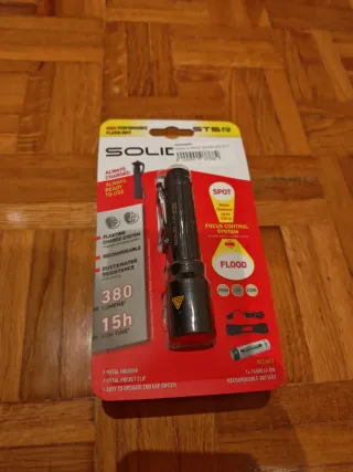 Linterna LED SOLIDLINE ST5R Alta Potencia