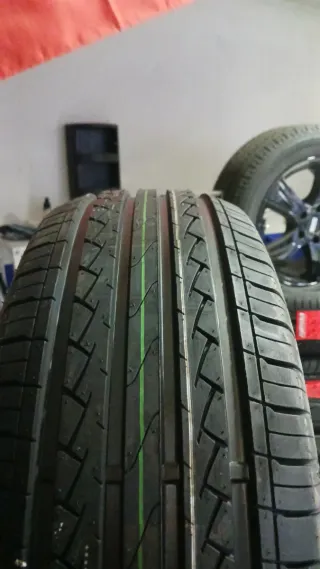 205/60 R15 91V ROADCRUZA RA-510