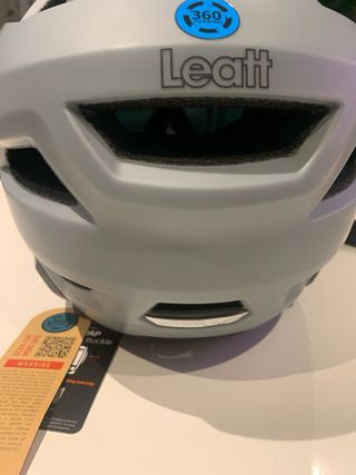 Casco Leatt Enduro 2.0 Titanium NUEVO