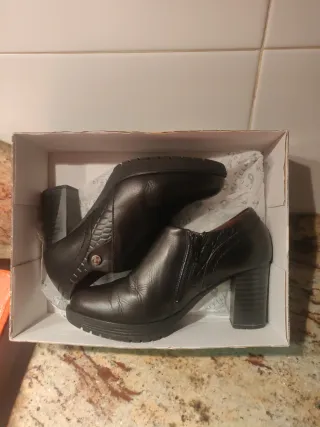 Botines tacón negros invierno