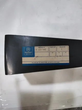 Embellecedor asiento original Vespa PKXL