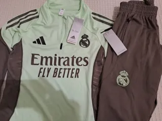 Chandal Adidas Real Madrid Niño 25/26