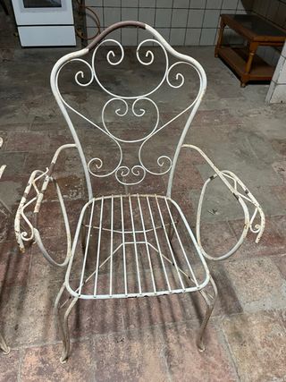 Sillas de exterior de hierro para restaurar
