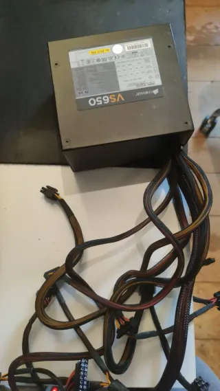 Fuente Alimentación Corsair VS650 650W