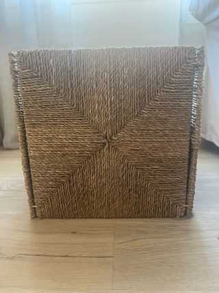 Caja de mimbre cuadrada