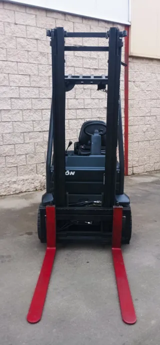 Carretilla elevadora Komatsu FB18