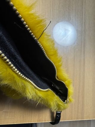 Bolso pelo amarillo vintage