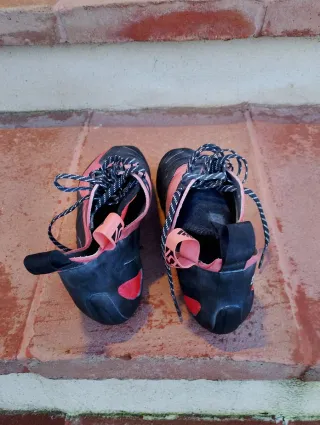 Pies de gato Five Ten Adidas Dragón LC T42