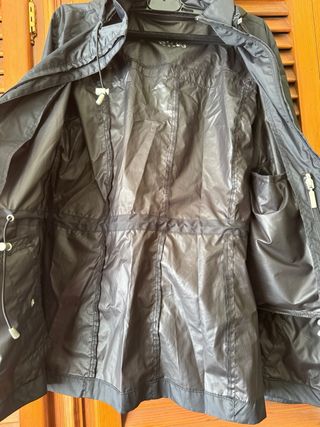 Chubasquero TCM Negro con Capucha