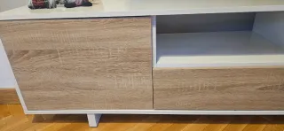 Mueble TV moderno blanco y madera