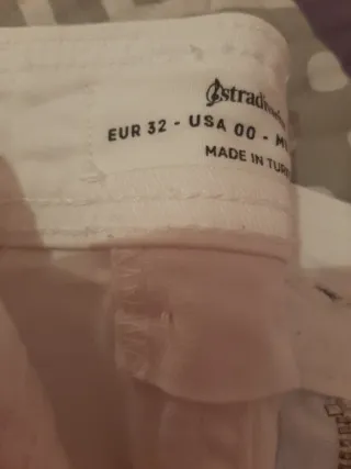 Pantalones blancos talla 32