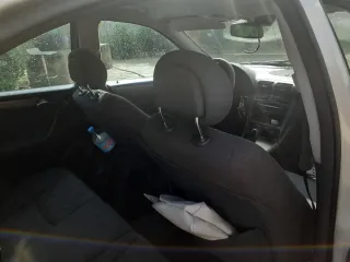 Mercedes-Benz Clase C 2004