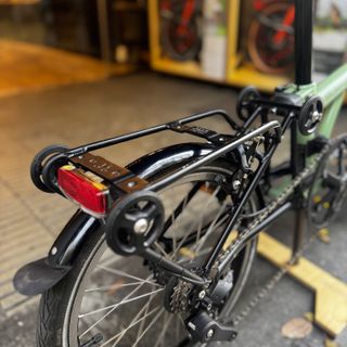 Brompton Eléctrica C-Line M4L Verde Matcha