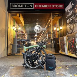 Brompton Eléctrica C-Line M4L Verde Matcha