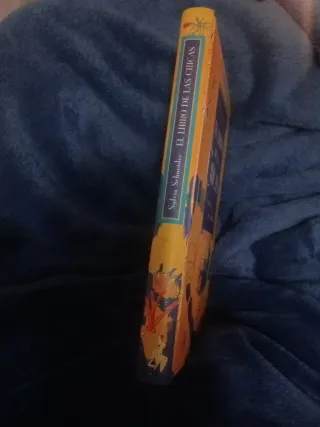 "El libro de las chicas"Sylvia Schneider=3€+regalo