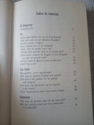 "El libro de las chicas"Sylvia Schneider=3€+regalo